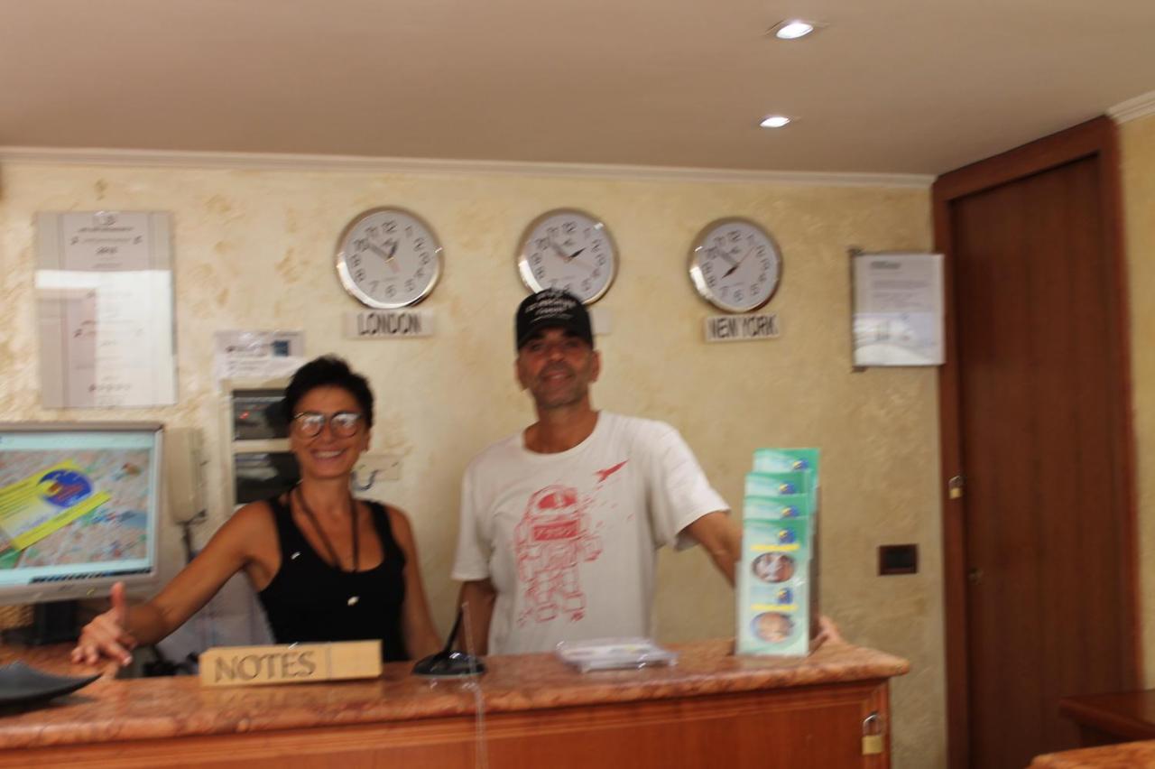 Nights In Rome Bed & Breakfast ภายนอก รูปภาพ